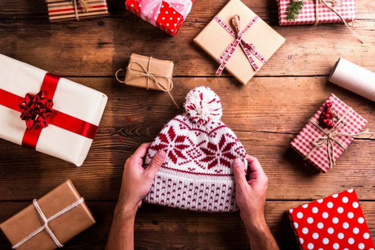 Tips for Frugal Student Christmas Shopping