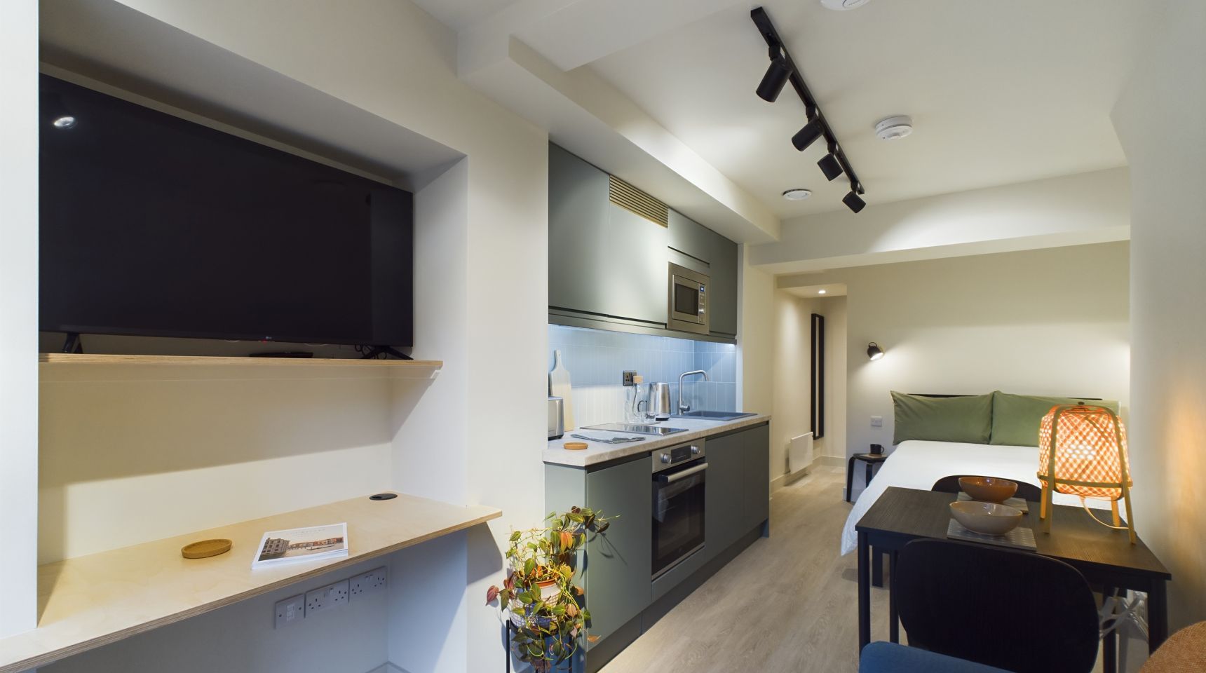 St Leonard's Gate (Flat 1), Lancaster