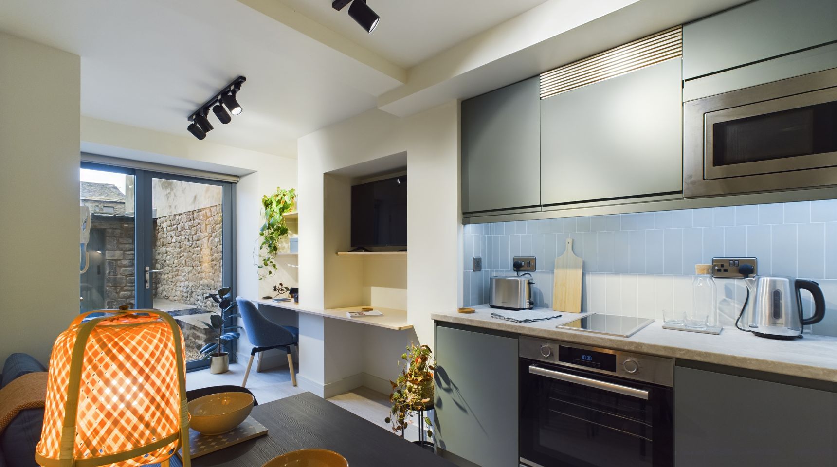 St Leonard's Gate (Flat 1), Lancaster